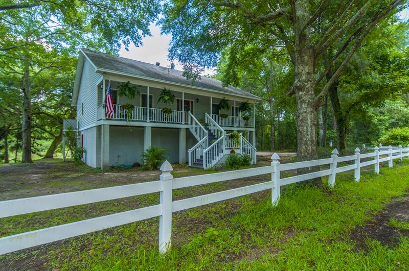 119 Fiddler Crab Ln, Charleston, SC 29492