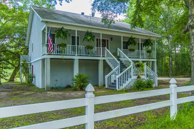 119 Fiddler Crab Ln, Charleston, SC 29492