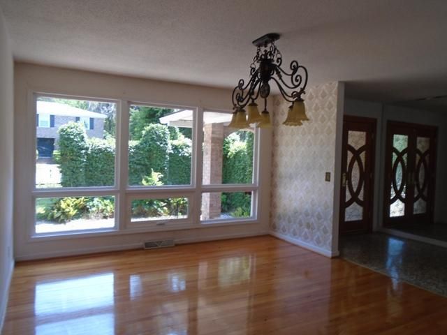 10 Saint Augustine Dr, Charleston, SC 29407