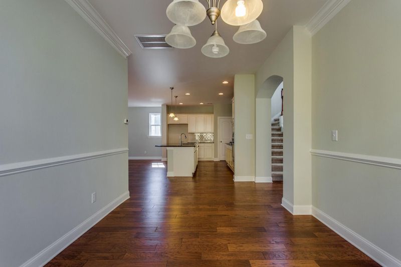 720 Quintan St, Summerville, SC 29486