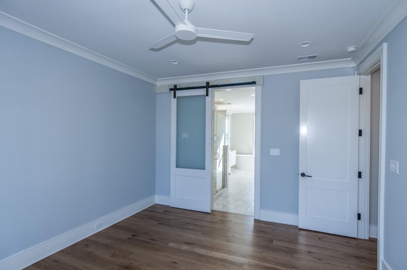59 E Barre St, Charleston, SC 29401