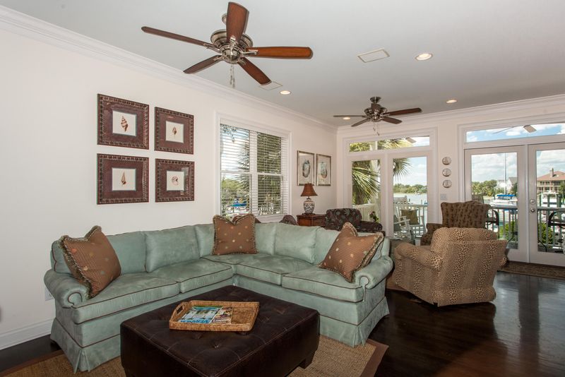 34 Morgans Cove Dr, Isle Of Palms, SC 29451