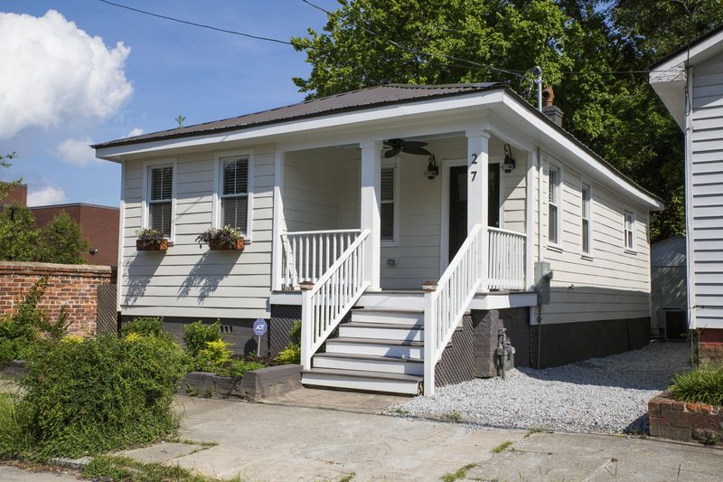 27 Moultrie St, Charleston, SC 29403