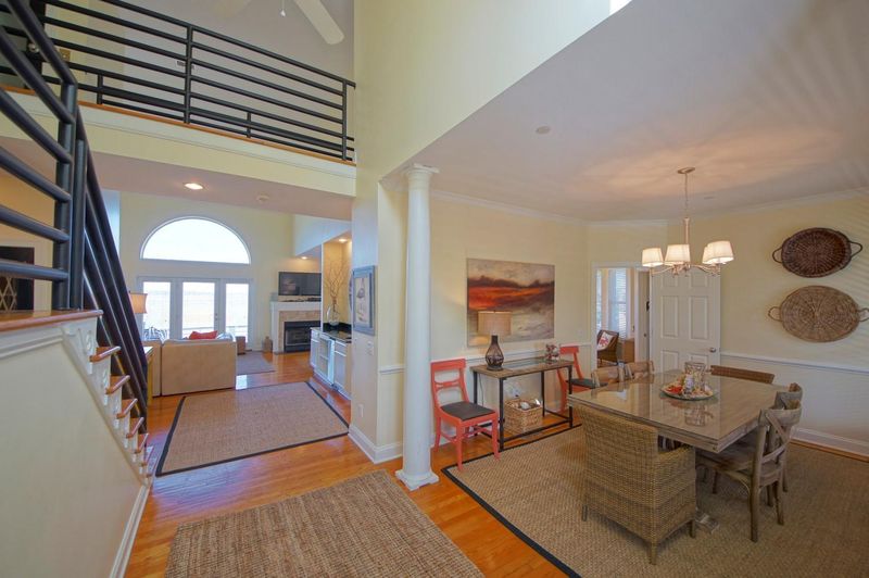 3 Weathers Ln, Folly Beach, SC 29439
