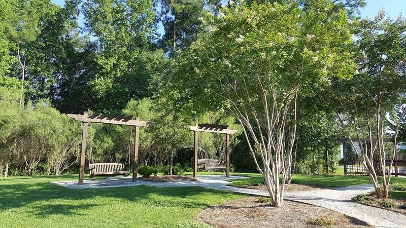 1804 Crossbill Trl, Hanahan, SC 29410