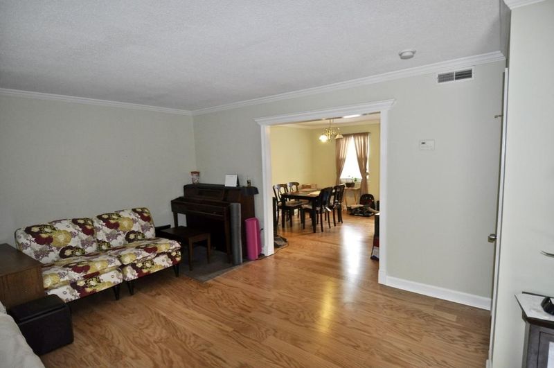 415 Parkdale Dr #8-E, Charleston, SC 29414