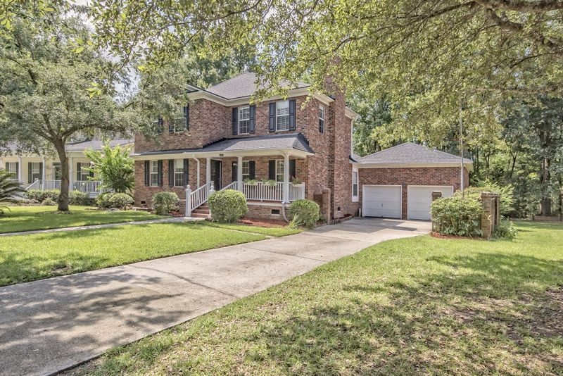 1887 Oleander Ct, Charleston, SC 29414