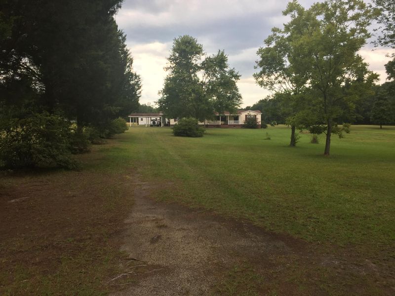 1533 Old Gilliard Rd, Ridgeville, SC 29472