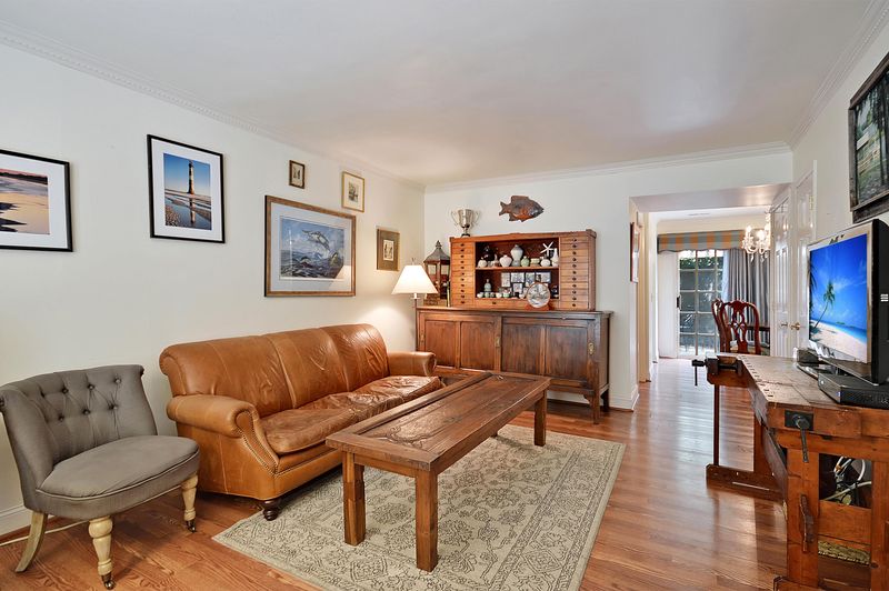 12 George St #7-B, Charleston, SC 29401