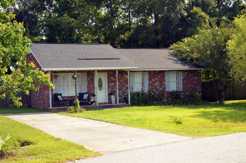 124 Underbrush Ct, Moncks Corner, SC 29461