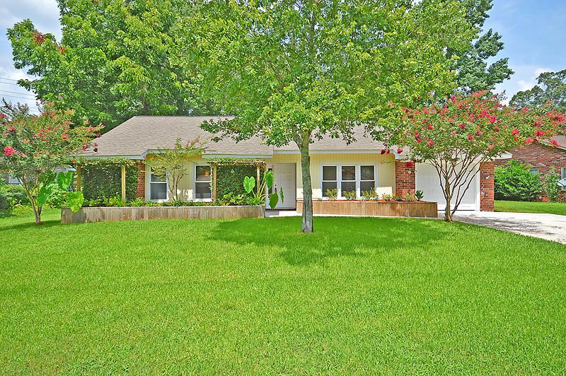 2204 Ambassador Ln, Charleston, SC 29414