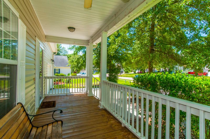 164 Hanahan Plantation Cir, Hanahan, SC 29410