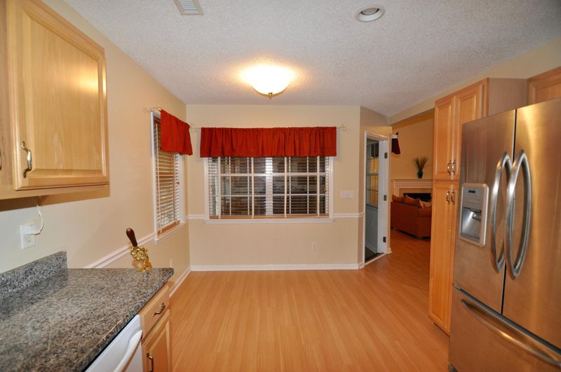 104 Guildford Dr, Goose Creek, SC 29445