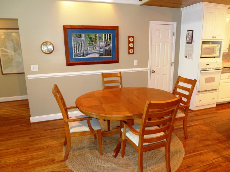 1114 Byrd St, Edisto Beach, SC 29438