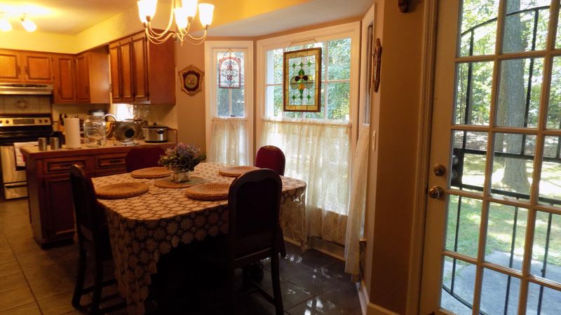 101 Shaftesbury Ln, Summerville, SC 29485