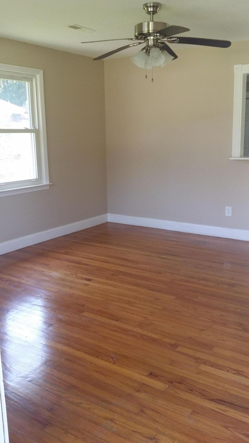 209 Farm Rd, Goose Creek, SC 29445