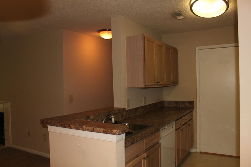 2011 N Highway 17 Hw #2200 N, Mount Pleasant, SC 29466