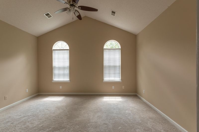 130 Chatfield Cir, Goose Creek, SC 29445