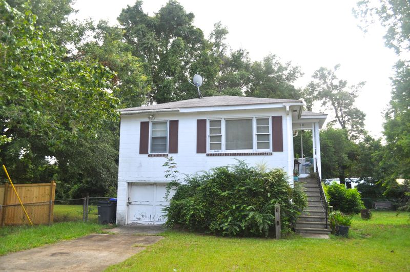 4871 Holbird Dr, Charleston, SC 29405