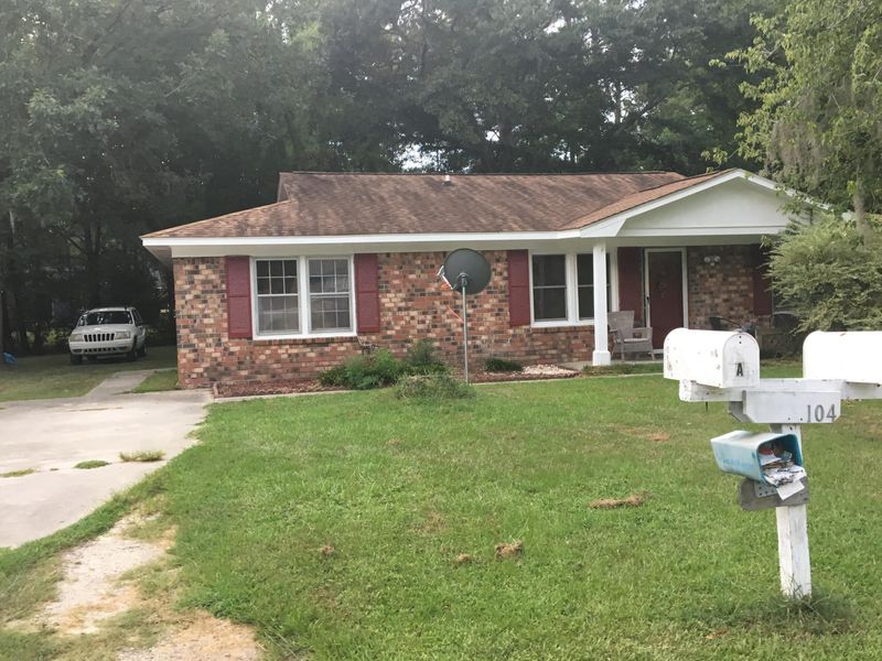 104 Dootsie Ct #A&B, Summerville, SC 29485