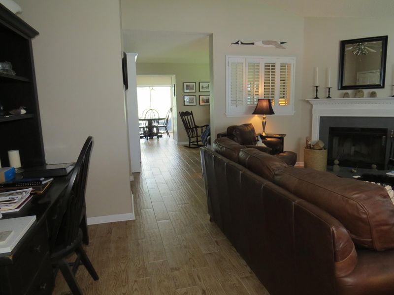 8036 Old London, North Charleston, SC 29406