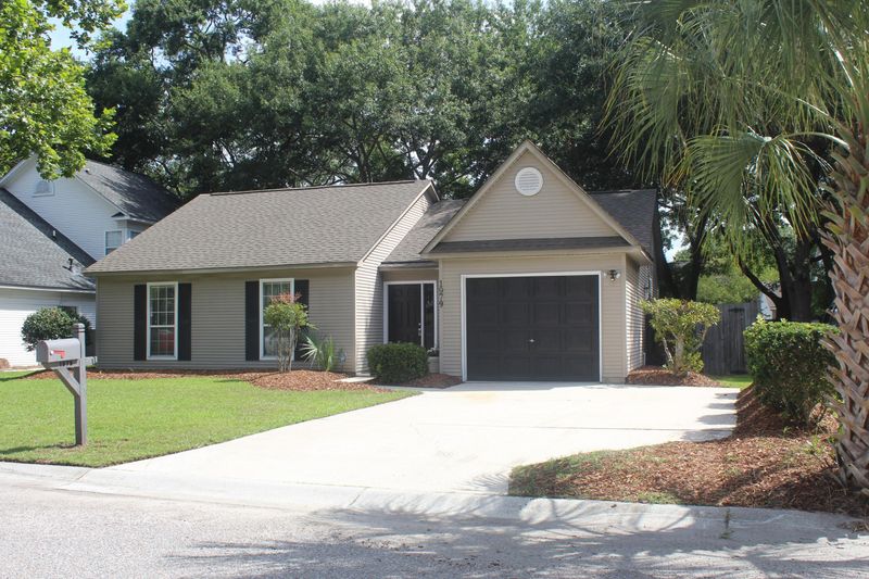 1979 Trimbleston Pl, Mount Pleasant, SC 29464