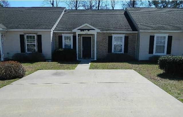 250 Reagan Dr, Summerville, SC 29483