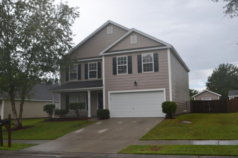 4011 Carolina Bay Dr, Moncks Corner, SC 29461