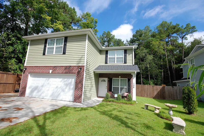 108 Canal St, Summerville, SC 29485