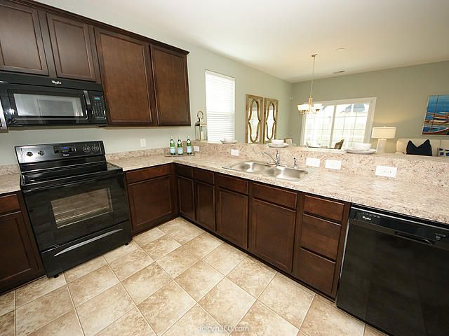 820 Winthrop St #A, Ladson, SC 29456