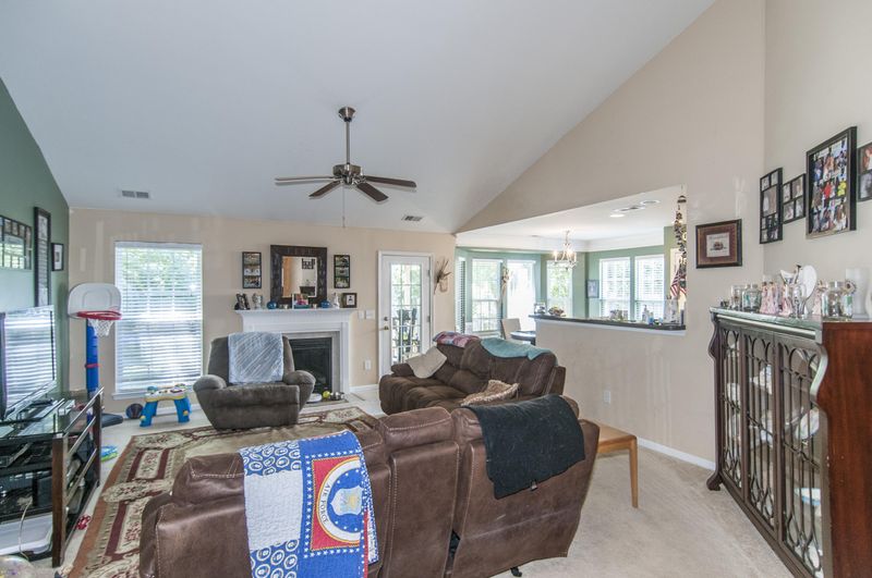118 Sarmiento Ln, Summerville, SC 29483