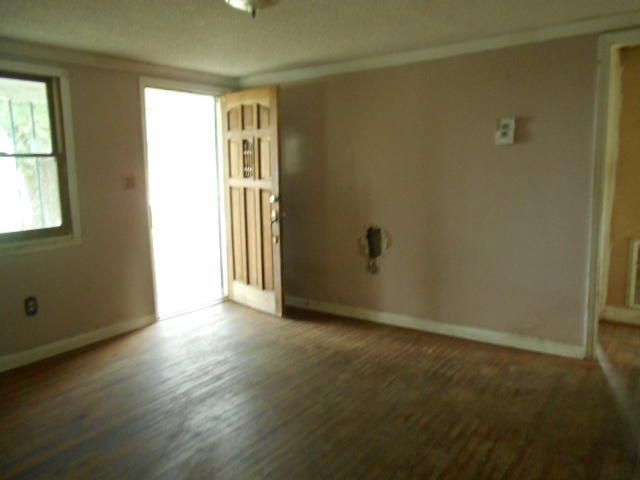 1094 Queenie Rd, Moncks Corner, SC 29461