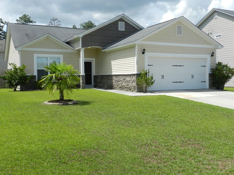 105 Summer View Rd, Summerville, SC 29483