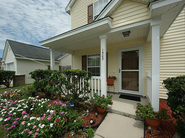1505 Pinethicket Dr, Summerville, SC 29483