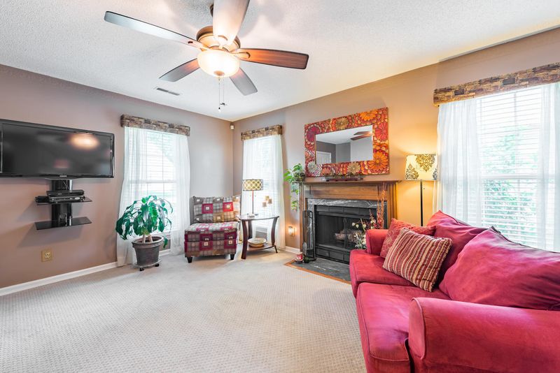 421 Mount Royall Dr, Mount Pleasant, SC 29464