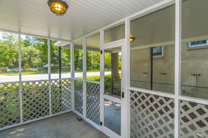 5063 N Rhett, North Charleston, SC 29405