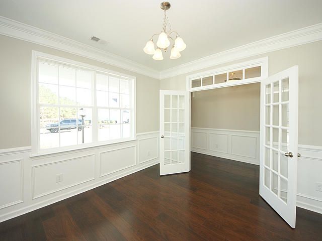 370 Whispering Breeze Ln, Summerville, SC 29483