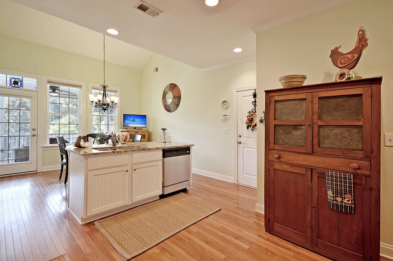 1088 Griswold St, Mount Pleasant, SC 29466