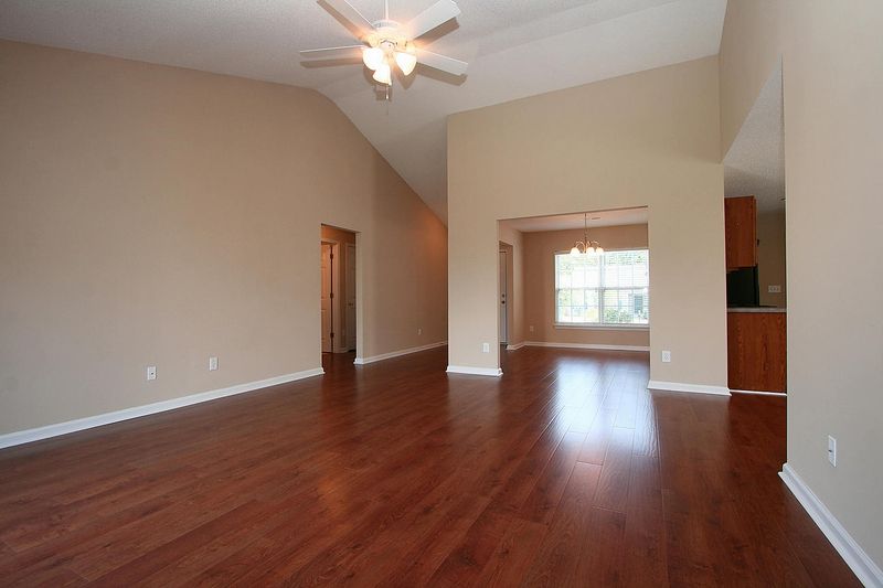 5026 Thornton Dr, Summerville, SC 29485