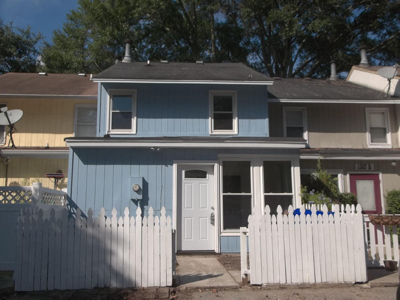 1387 Camp Rd #C, Charleston, SC 29412