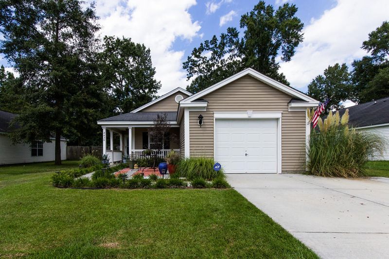 2430 Albacore Ave, North Charleston, SC 29406