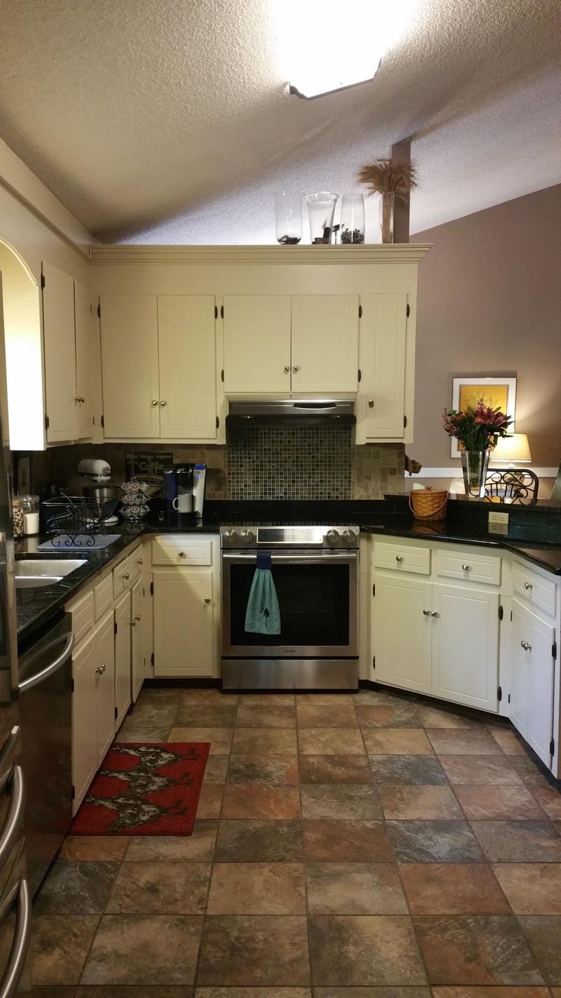 104 Azalea Dr, Summerville, SC 29485