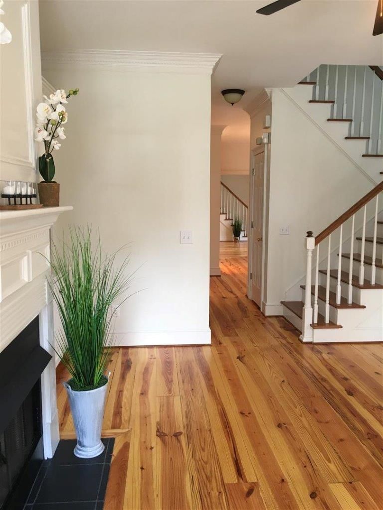 19 Menotti St, Charleston, SC 29401