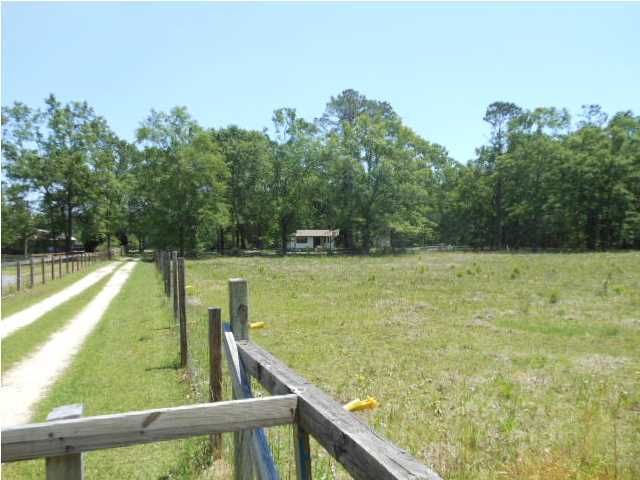 349 Cummings Chapel Rd, Ridgeville, SC 29472