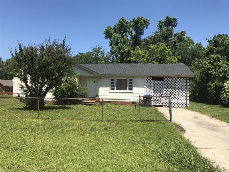 2716 S Oakridge Cir, North Charleston, SC 29420