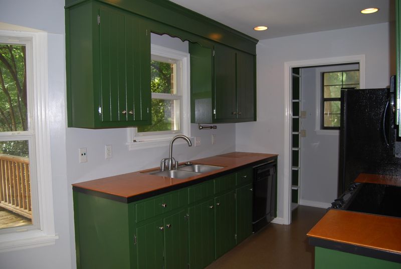 24 Hillcreek Blvd, Charleston, SC 29412