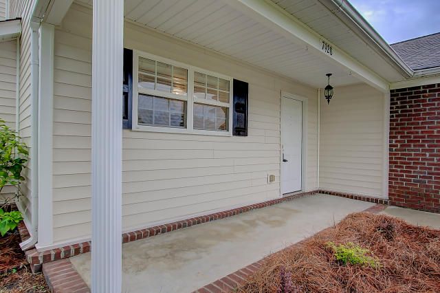 7928 High Maple Cir, North Charleston, SC 29418