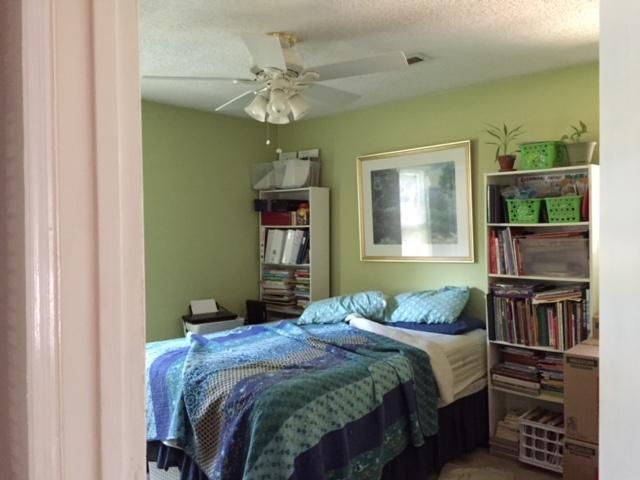 110 Pamela Ln, Summerville, SC 29483