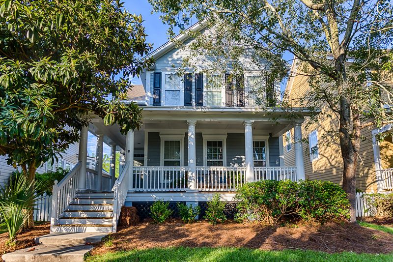116 Etiwan Park St, Daniel Island, SC 29492