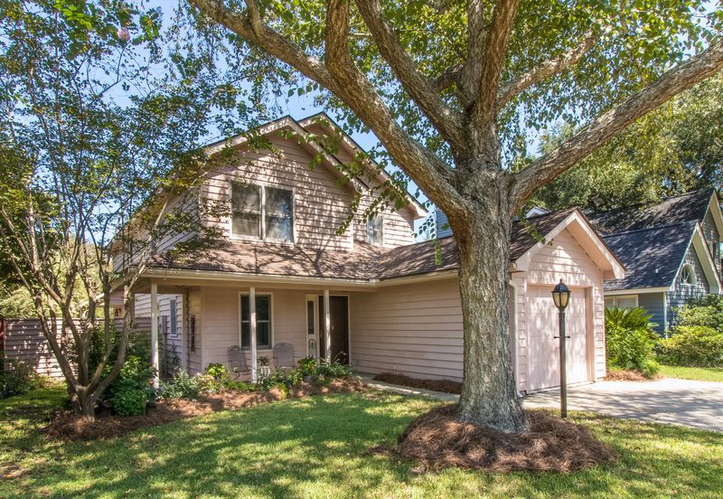 1476 Kinloch Ln, Mount Pleasant, SC 29464